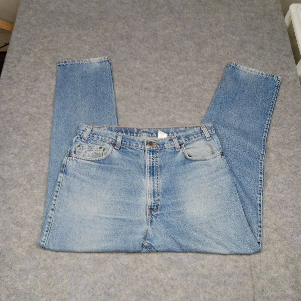 Vintage Levis Jeans Men 32x31 Light Straight Leg Denim Classic Fading Work Heavy
